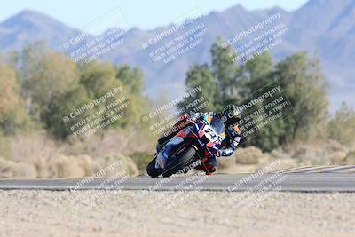 media/Jan-17-2026-CVMA (Sat) [[ab348a895b]]/Race 4-Formula Middleweight/